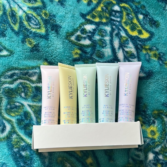 Kylie Skin Lip Balm set - Picture 3 of 5